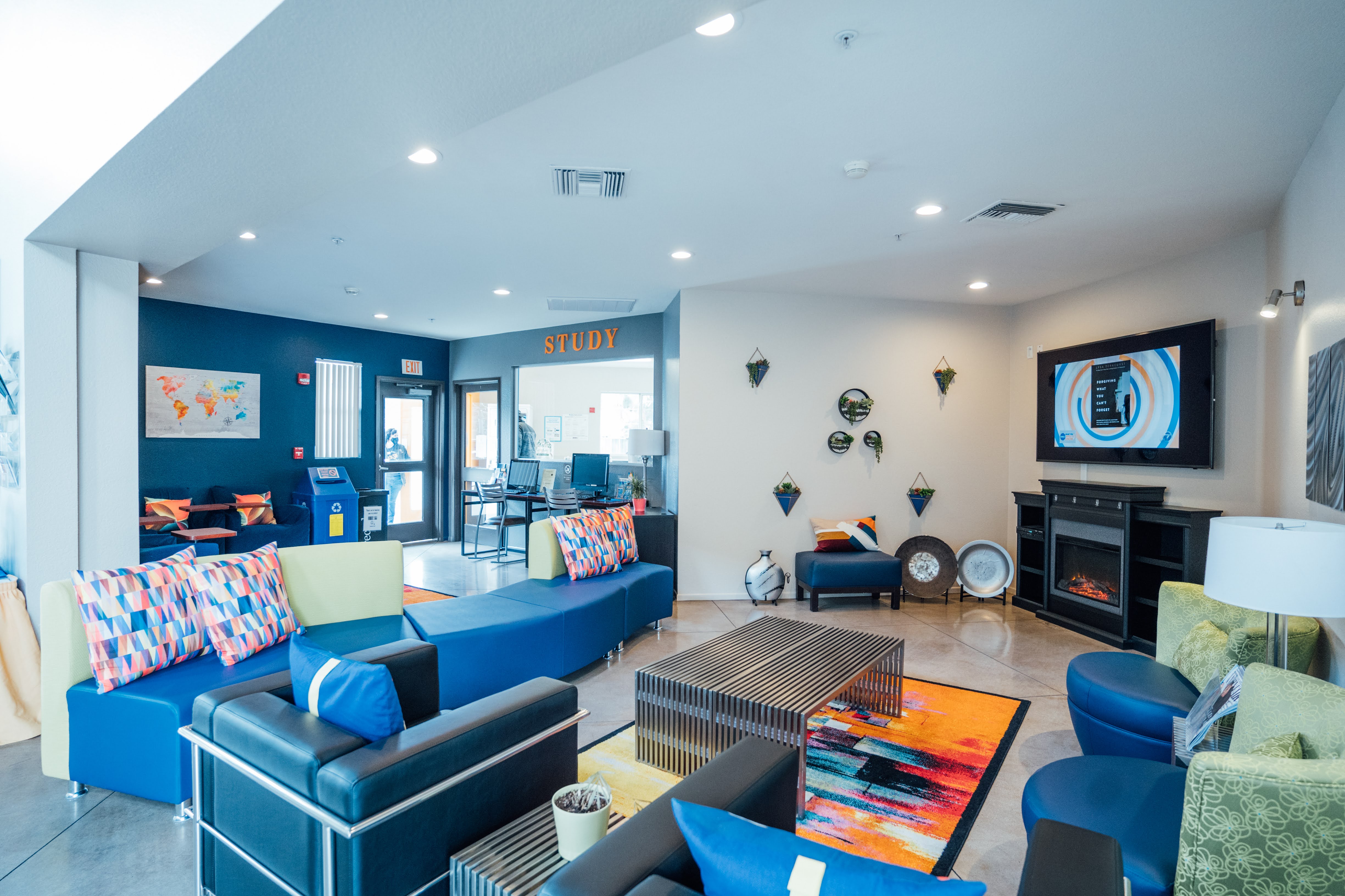 Photos and Video of Stonehaven Student Housing in Riverside, CA